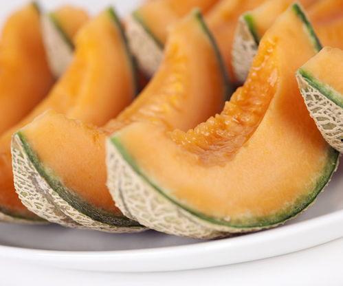 哈密瓜多大拉瓜可以吃,揭秘成熟可食用时刻