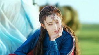 大白在吃瓜东宫24,大白吃瓜，揭秘宫廷秘闻